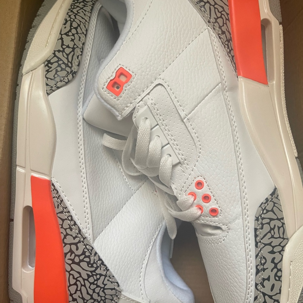 Air Jordan 3 Retro Sneakers